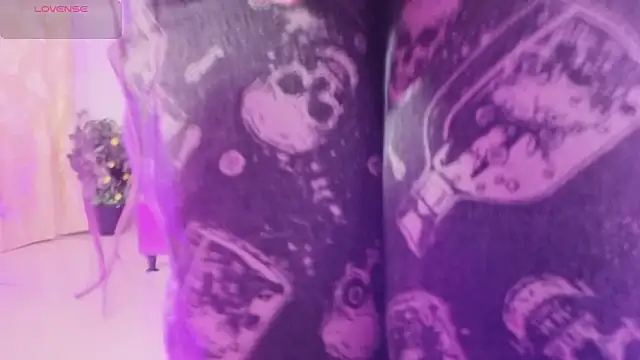 Snapshot of ZURY_TAY chatting on 27, 3, 2026 ZURY TAY online show from 27, 3, 2026