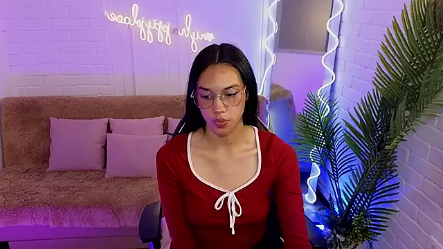 artemiss tay online show from 19, 9, 2025