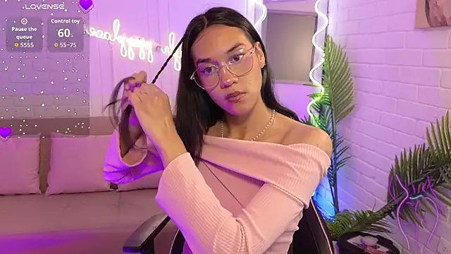 artemiss tay online show from 31, 10, 2025