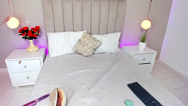 Dani rosse  online show from 19, 4, 2026