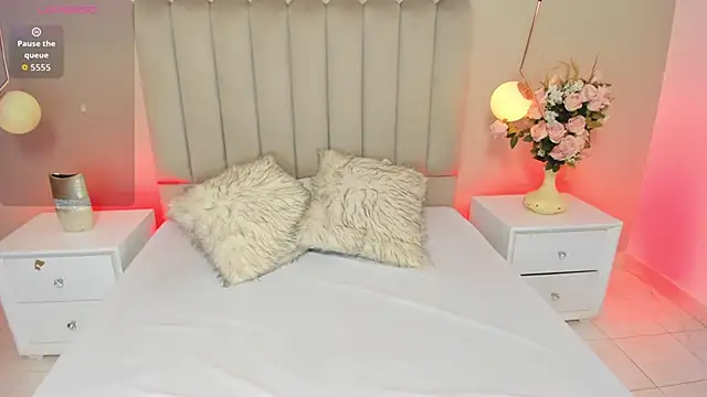 Dani rosse  online show from 8, 11, 2025