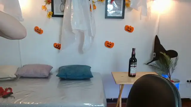 Evanss lx online show from 18, 10, 2025