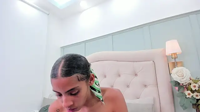 sarah ashbourne online show from 16, 12, 2025