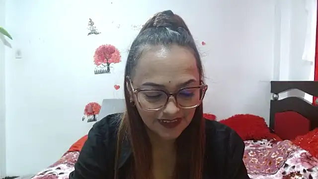 Lady 16 online show from 30, 9, 2025