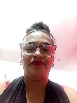 Lady 16 online show from 28, 10, 2025