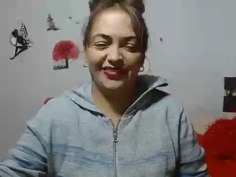 Lady 16 online show from 26, 11, 2025