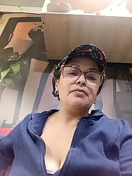 Lady 16 online show from 13, 9, 2025