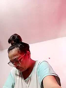 Lady 16 online show from 17, 10, 2025