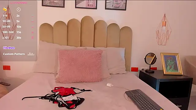 raven black  online show from 23, 10, 2025