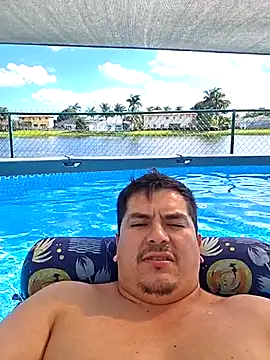 Snapshot of lucho8690 chatting on 18, 10, 2025 lucho8690 online show from 18, 10, 2025