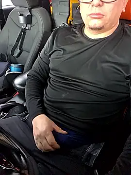 Snapshot of lucho8690 chatting on 28, 10, 2025 lucho8690 online show from 28, 10, 2025