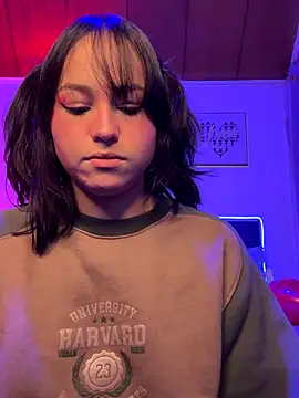 Eymmy 24 online show from 4, 11, 2025