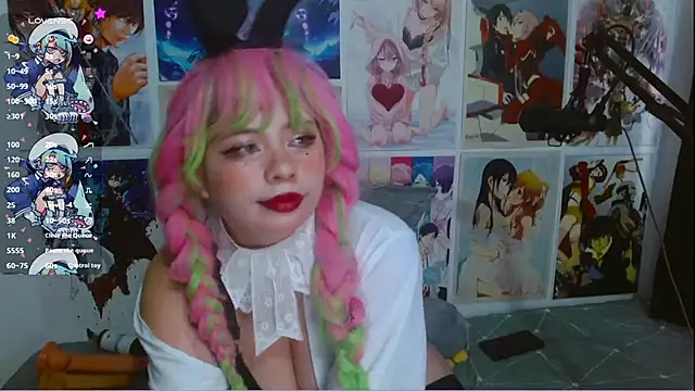 Lil-La online show from 11, 11, 2025