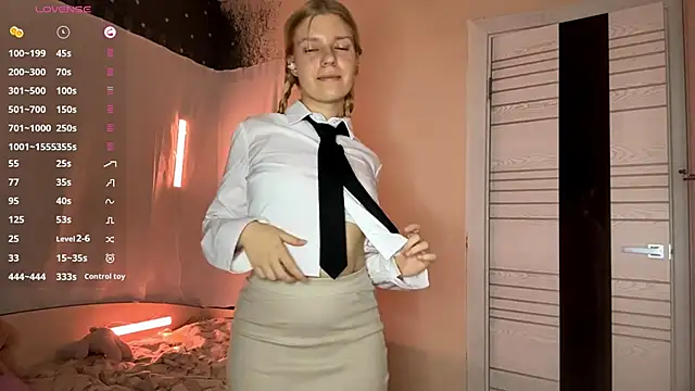 MaryjaneSpider online show from 14, 10, 2025