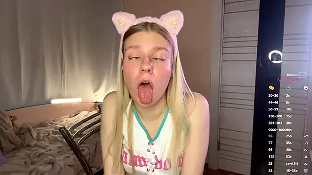 MaryjaneSpider online show from 22, 10, 2025