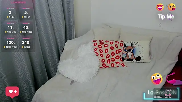 Snapshot of MiaKiittyy chatting on 11, 2, 2026 MiaKiittyy online show from 11, 2, 2026