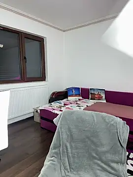 MiaKiittyy online show from 30, 11, 2025