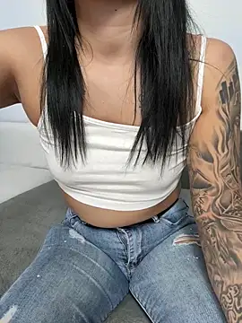 MiaKiittyy online show from 28, 9, 2025