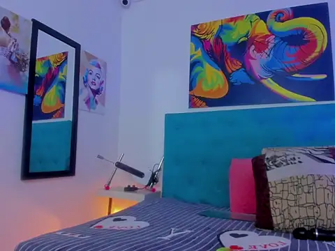 neferet opal online show from 27, 9, 2025