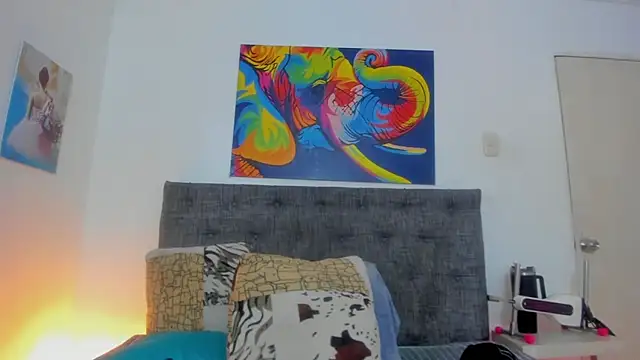 neferet opal online show from 12, 10, 2025