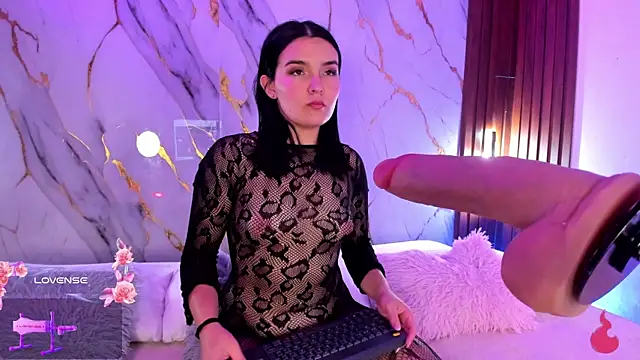 alicecute77 online show from 15, 4, 2026