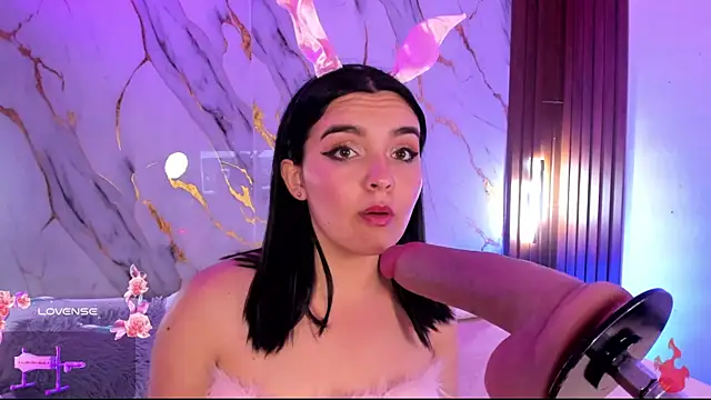 alicecute77 online show from 7, 4, 2026