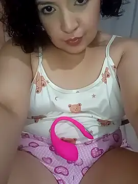 Silkenfeet21 online show from 14, 4, 2026