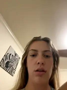 blondebaddi online show from 17, 9, 2025