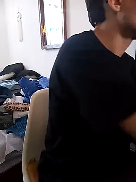 Naughty Boy13 online show from 21, 4, 2026