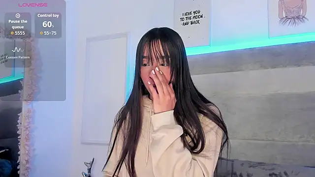 Aleja ruizz online show from 25, 9, 2025