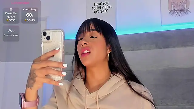 Aleja ruizz online show from 23, 9, 2025