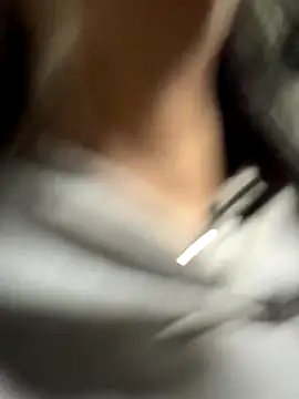 Aleja ruizz online show from 30, 11, 2025