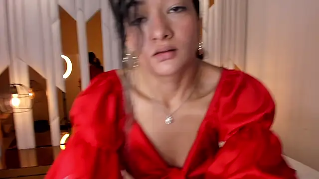 Snapshot of ValeriaPrado chatting on 13, 10, 2025 ValeriaPrado online show from 13, 10, 2025