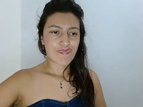 SarahFriendly online show from 16, 7, 2026