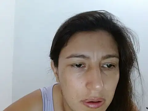 SarahFriendly online show from 11, 6, 2026