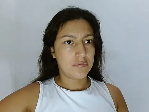 SarahFriendly online show from 23, 7, 2026