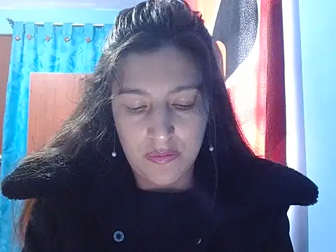 SarahFriendly online show from 7, 7, 2026