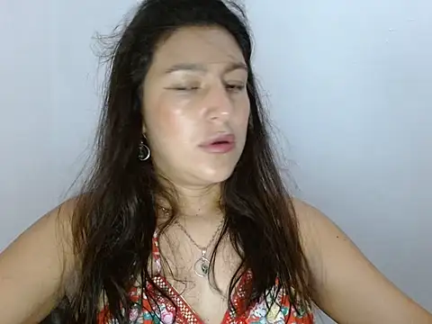 SarahFriendly online show from 19, 7, 2026