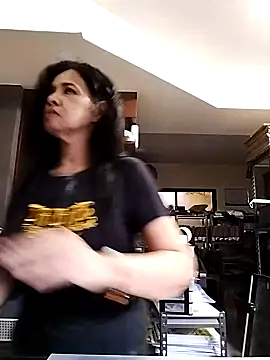 Prettysweetmum online show from 10, 9, 2025