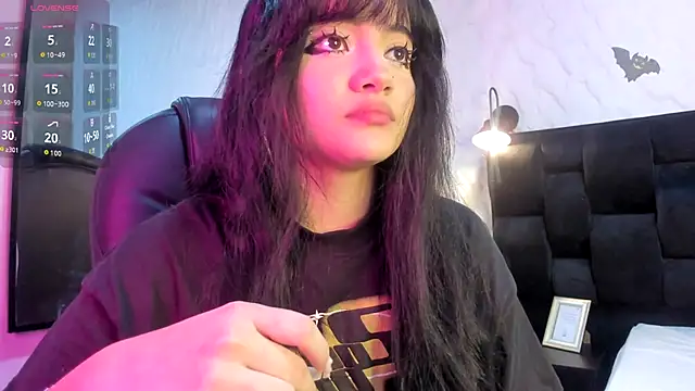 Darky Doll online show from 1, 12, 2025