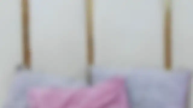 SophieValliiant online show from 27, 11, 2025