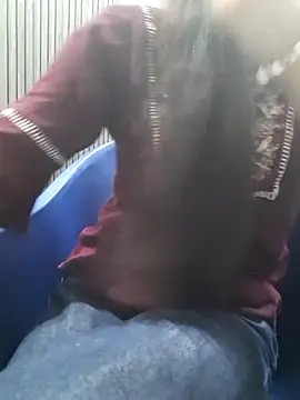 Aarti-kumri online show from 6, 10, 2025