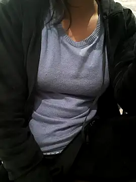 Aarti-kumri online show from 16, 12, 2025