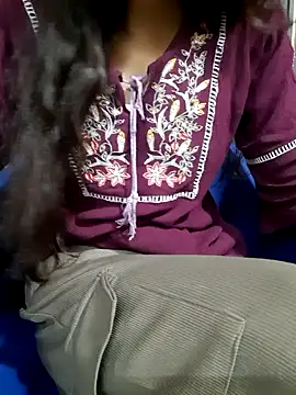 Aarti-kumri online show from 30, 10, 2025