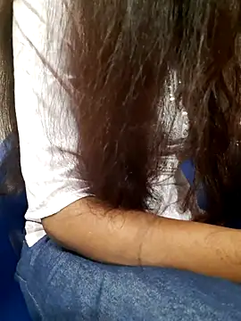 Aarti-kumri online show from 17, 10, 2025