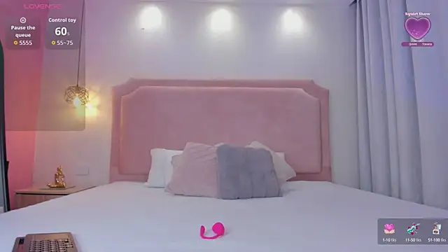 Ashlye Sstone online show from 22, 9, 2025