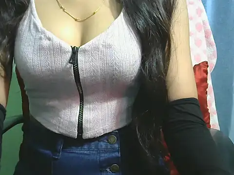 Snapshot of sheetal-sheetal95 chatting on 2, 11, 2025 sheetal-sheetal95 online show from 2, 11, 2025