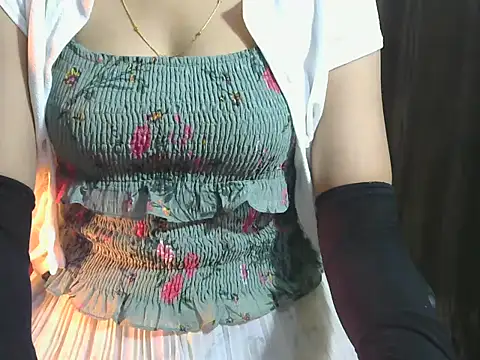 sheetal-sheetal95 online show from 21, 12, 2025