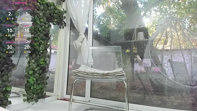 Snapshot of Lexi_Storm chatting on 25, 10, 2025 Lexi Storm online show from 25, 10, 2025