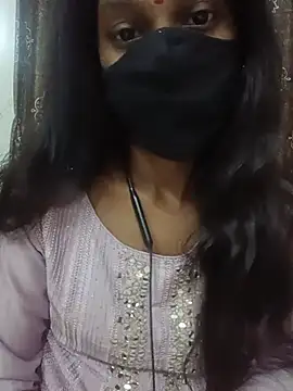 Snapshot of kavya-telugu84 chatting on 13, 7, 2026 kavya-telugu84 online show from 13, 7, 2026